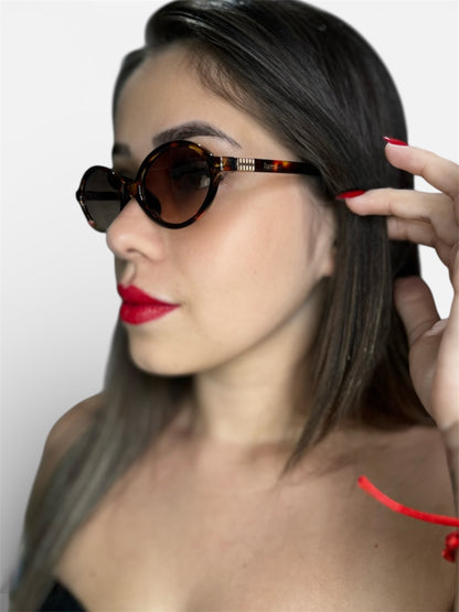Oval Lumi Tartaruga